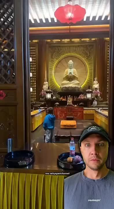 . И пусть ваши молитвы всегда будут услышаны, вне зависимости от того, кому именно вы молитесь