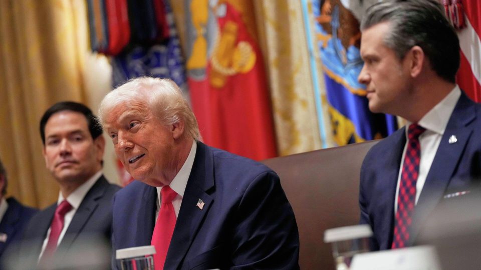 Дрейфующий Трамп: эксперт раскрыл, почему президент США отошел от MAGA и движется к позиции Рубио