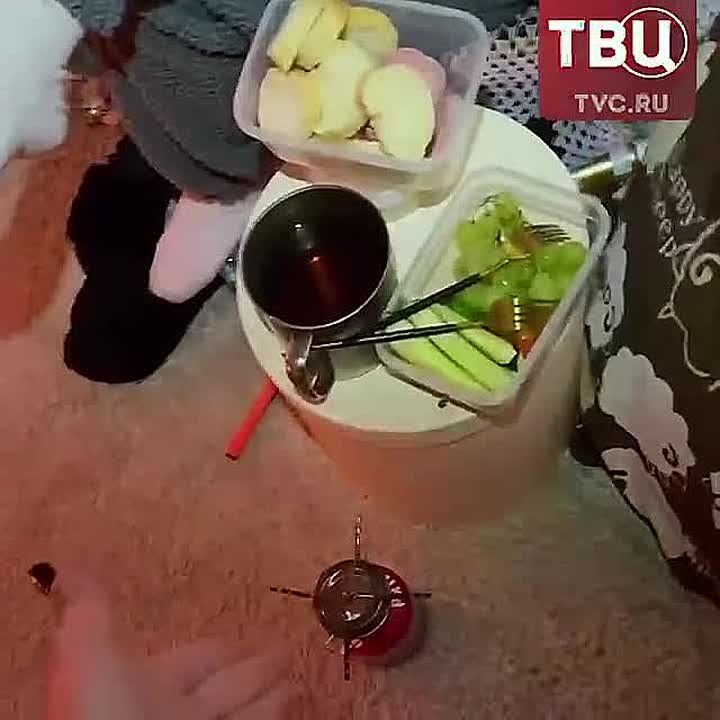 Пара из Киева живет в туалете, чтобы хоть как-то согреться