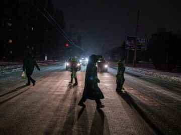 � ������������ ������ ����� ������� ���� � �����