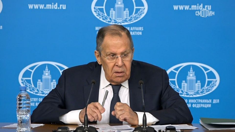 "НАТО в глубочайшем кризисе, Евросоюз в глубочайшем кризисе, ОБСЕ дышит на ладан": Сергей Лавров провел пресс-конференцию по итогам 2025 года