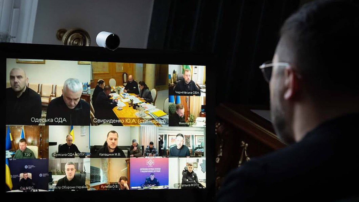 Депутаты Рады высмеяли Зеленского за попытку доказать "блэкаут" в его офисе: найдено несоответствие