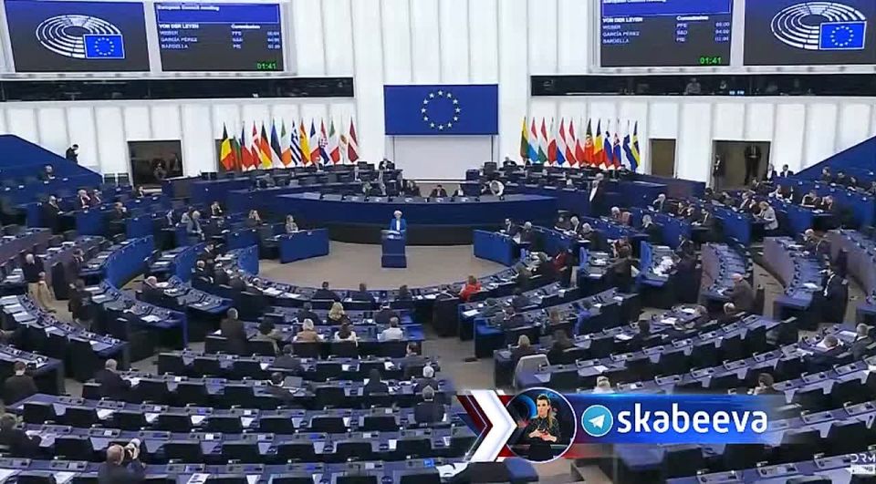 Урсула фон дер Ляйен мотивирует депутатов Европарламента сохранять фокус на Украине, а не бежать защищать Гренландию