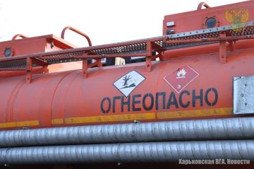 МЧС России доставлено дизельное топливо для работы генераторов, обеспечивающих электроэнергией домовладения местных жителей, пекарню и другие социальные объекты на освобождённой территории Харьковской области