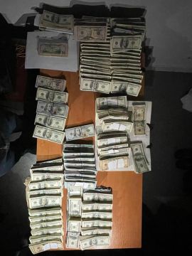 Фото "чёрной кассы" Волынской таможни опубликовал украинский нардеп Железняк