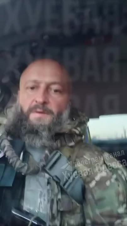 У Зеленского в планах загнать на передовую абсолютно всех, кто ещё остался под рукой и похоже, власть уже начала это делать