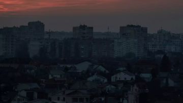 В Киеве около 1200 многоквартирных домов остаются без отопления из-за аварийного отключения