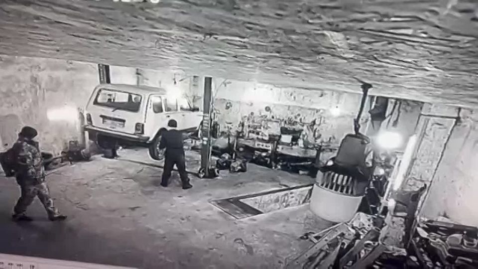 Евгений Поддубный: Работяги с СТО отбили напарника от ТЦК