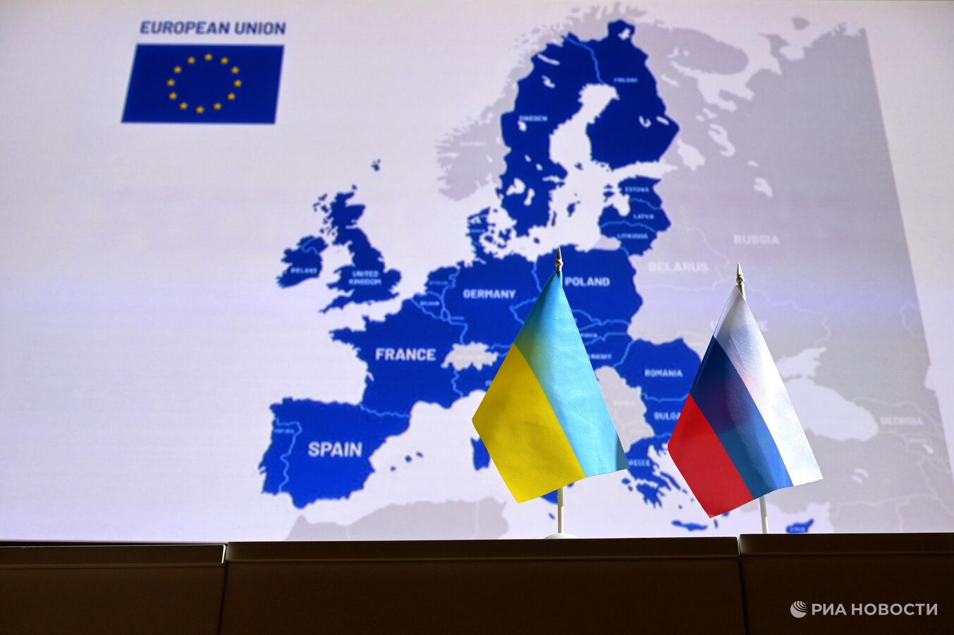 "Она просто распадется". На Западе потребовали поменять подход к Украине