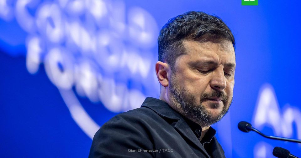 Зеленский перешел на русский на пресс-конференции в Вильнюсе