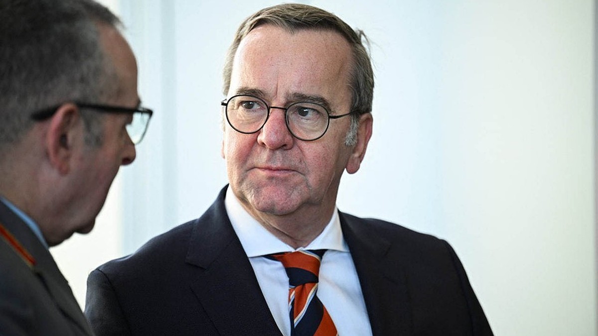 В ФРГ отреагировали на критику Зеленского в адрес Европы: экс-комика пожалели и одновременно отругали