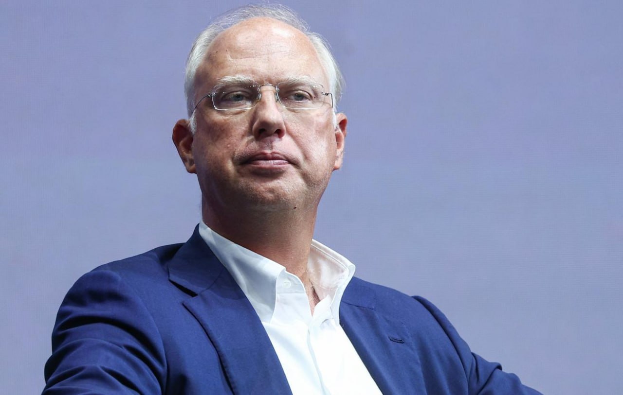 Дмитриев назвал вывод ВСУ из Донбасса путем к миру для Украины