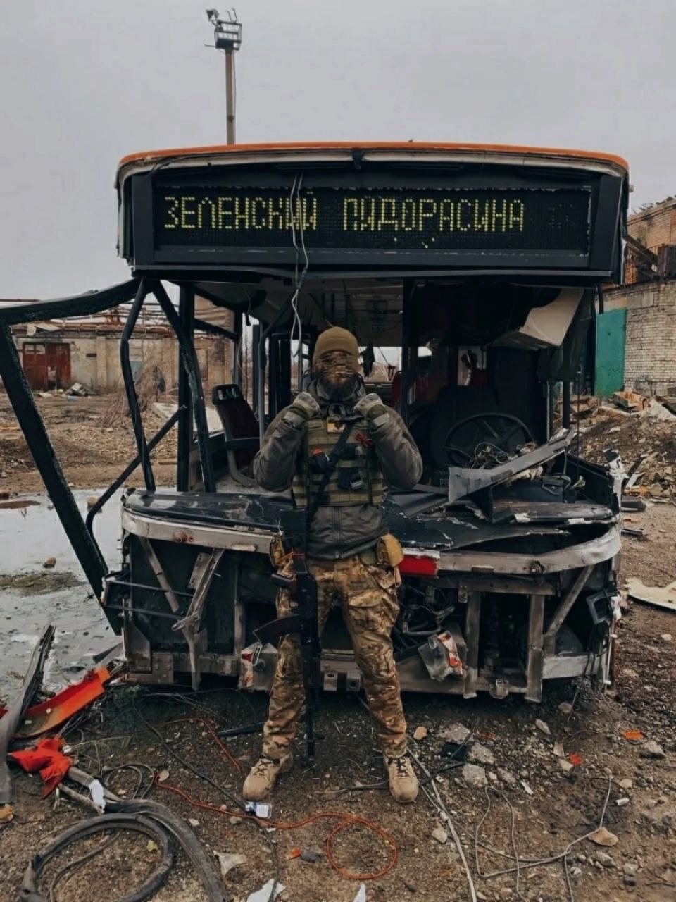И хотя в нашей стране запрещена пропаганда ЛГБТ (Запрещённое в России экстремистское движение), не можем не опубликовать данное фото