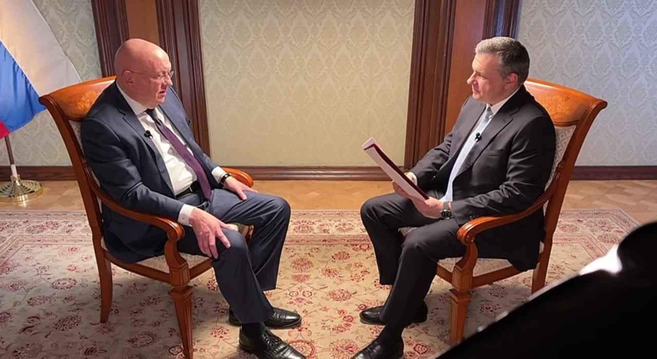 #Анонс. Завтра — 30 января — в 5.00 утра по Нью-Йорку (13.00 по Москве) Смотрите в телеграм-канале Постпредства полное интервью В.А.Небензи с Валентином Богдановым, приуроченное ко Дню дипломатического работника