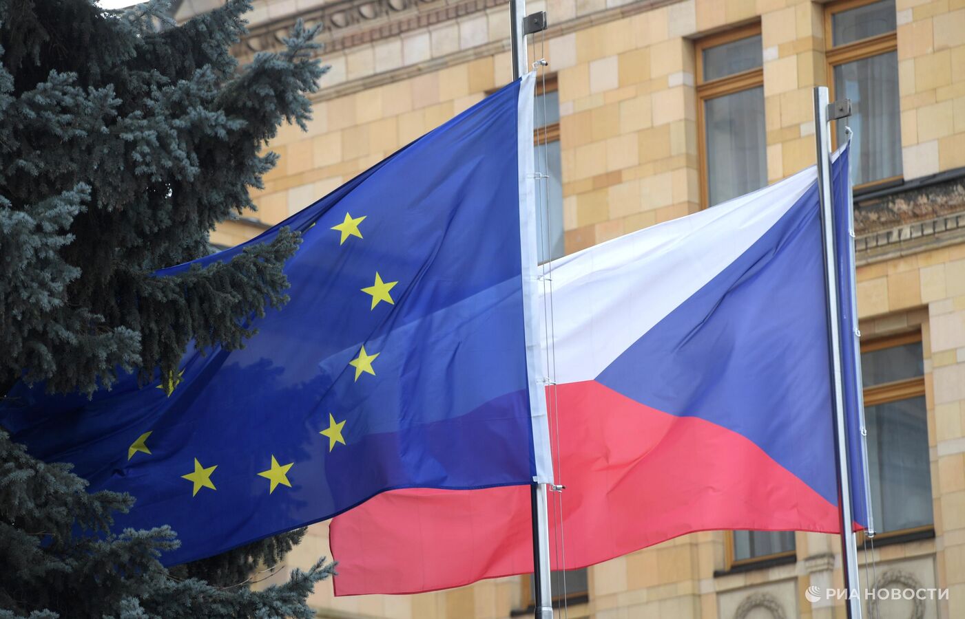 В Чехии заявили, что не имеют средств для поставок боеприпасов на Украину