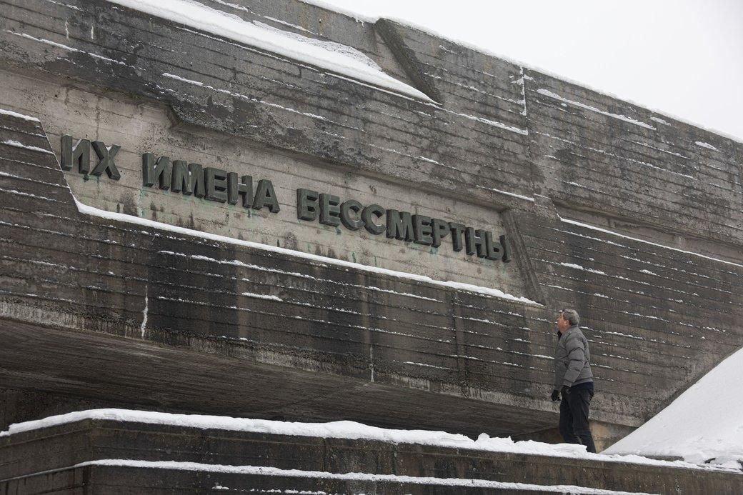 Национальный музей истории Украины во Второй мировой войне не в курсе, что эта война уже закончилась капитуляцией Германии