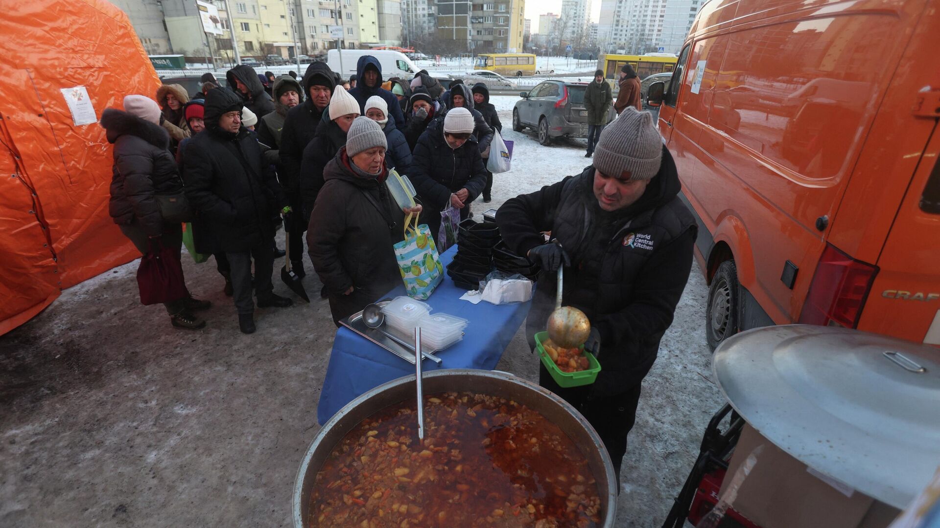 Принуждение к миру через катастрофу. Эксперты и политики о ситуации на Украине и вокруг неё