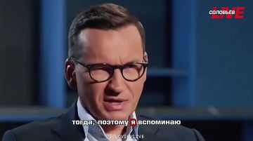 «Глядя на последующие перемены в позициях этих двух лидеров Западной Европы, можно забыть об их первоначальном подходе к конфликту, к войне на Украине. Я этого не забыл»