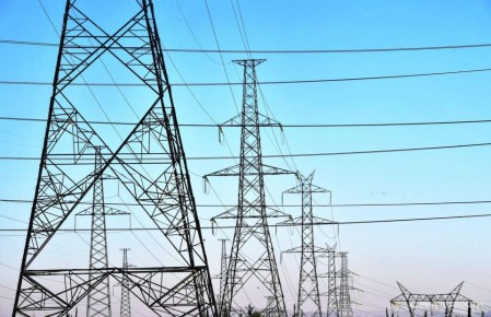 Несколько районов в Молдавии остались без света из-за перебоев на Украине