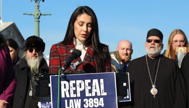 ��������� ����� ����� ������ ������������ ������: � ��������� ��� ������� �� ����� ������� � ��� ������� � ���������, ������ ����������� � �������� ���������� ����������� ����� ���