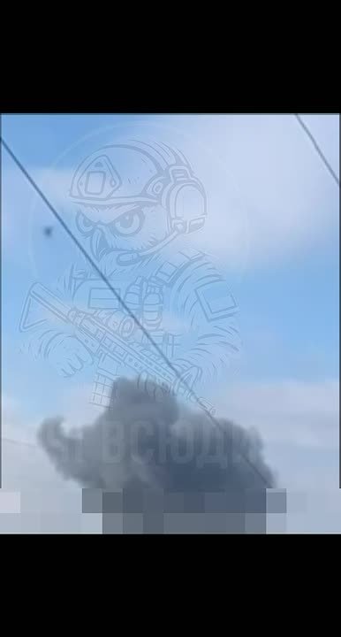 Украинские СМИ публикуют видео последствий удара БПЛА по объекту в Запорожье