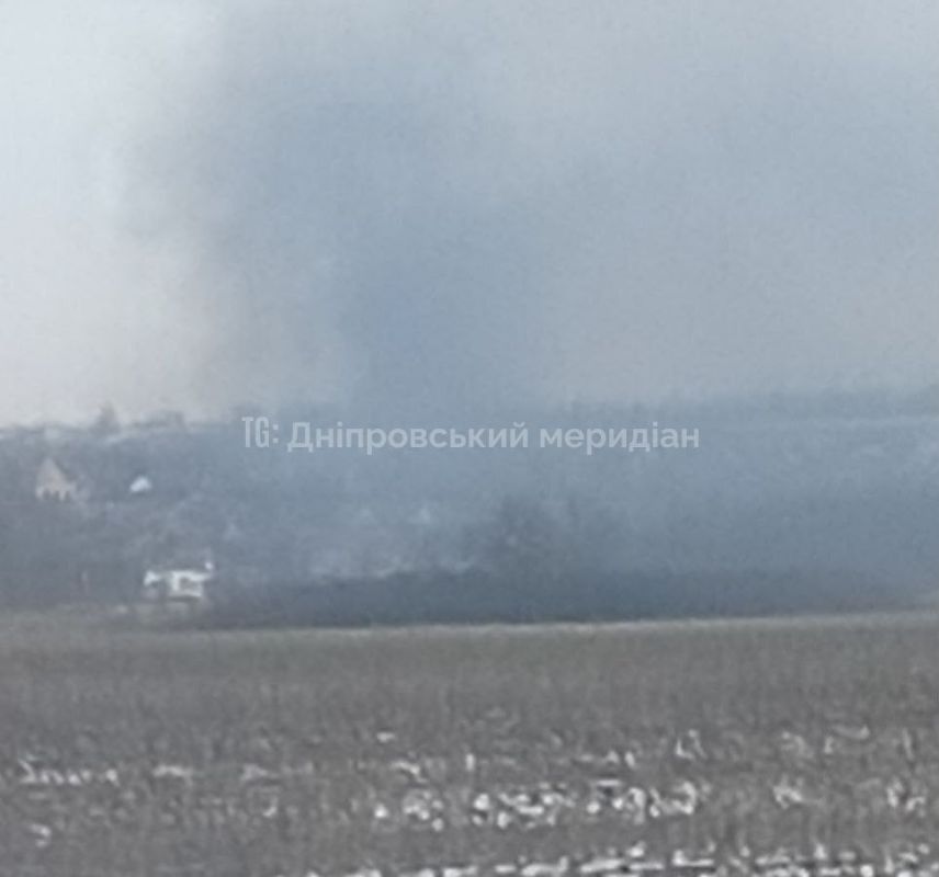 Момент удара БПЛА по объекту на территории Васильковки (Днепропетровская область) и его последствия публикуют украинские телеграмм-каналы