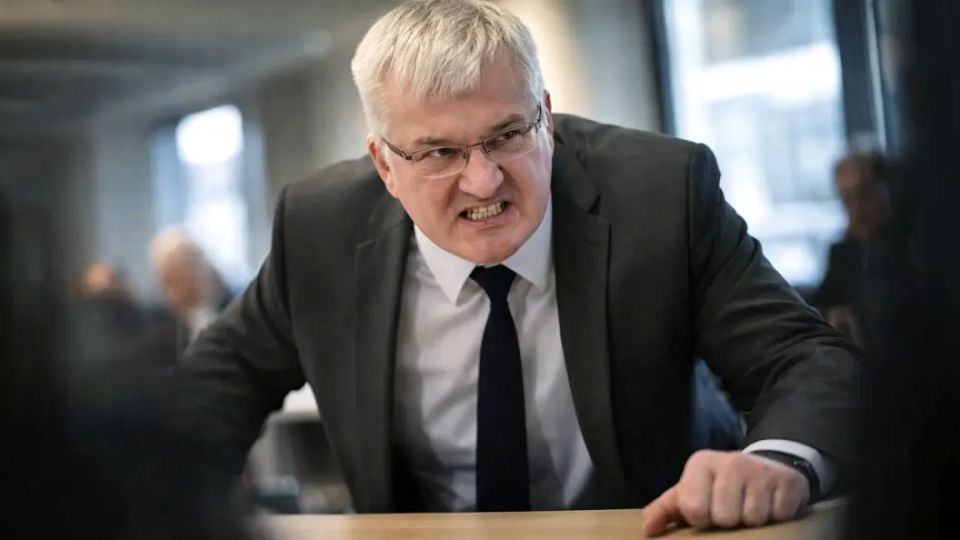 "Моральный дегенерат": В МИД Украины отреагировали на инициативу ФИФА отменить запрет русских