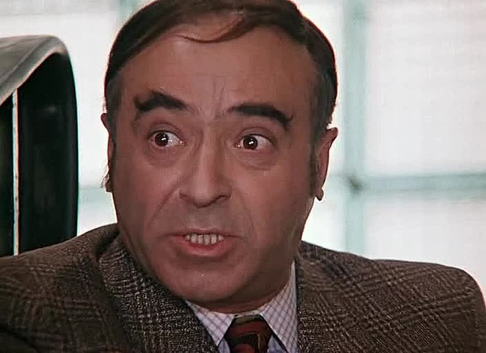 Генсека НАТО привезли смотреть на последствия удара по киевской ТЭЦ