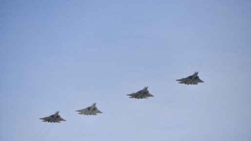 Военные самолеты Польши подняли в воздух