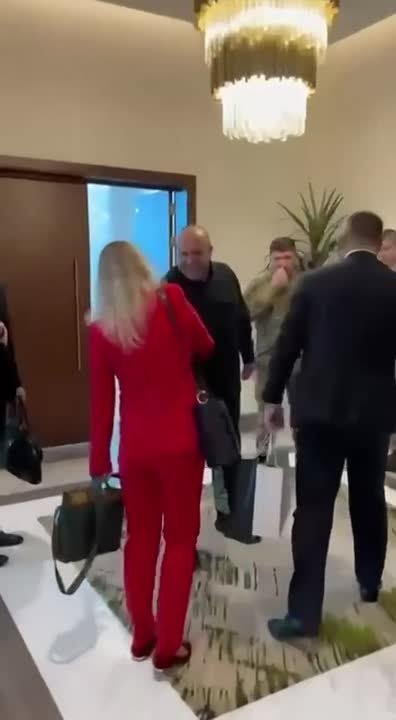 В Абу-Даби прибыла украинская делегация