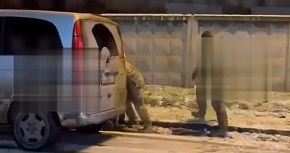 Одесский областной ТЦК прокомментировал видео избиения мужчины людоловами