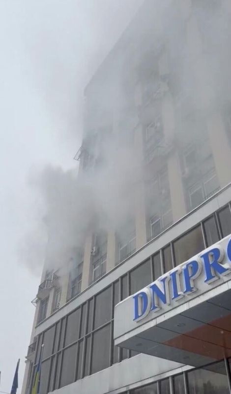 В отеле в центре Киева вспыхнул пожар