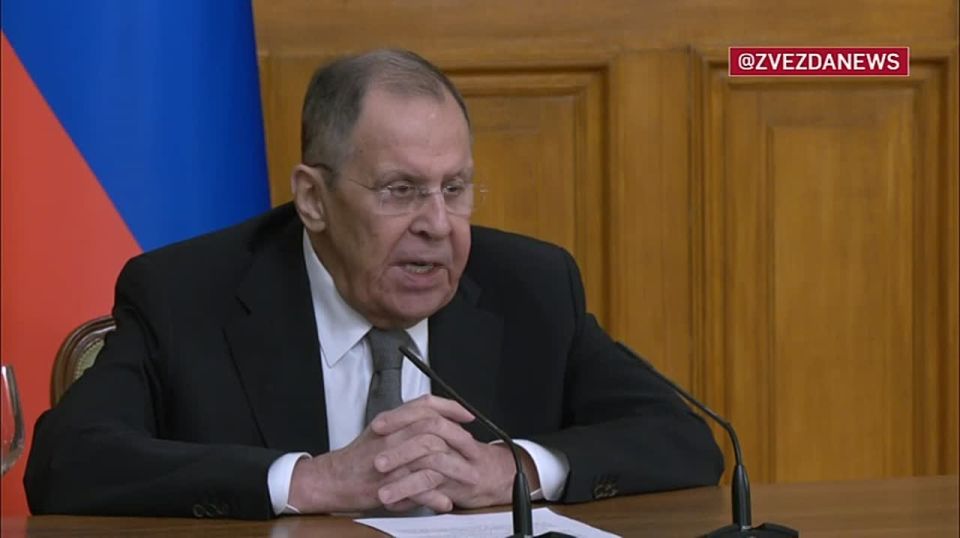 Лавров обвинил Зеленского и назвал покушение на генерала ГРУ попыткой сорвать переговоры