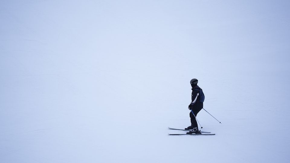 На известном украинском курорте случился блэкаут: отключились подъемники и свет в отелях