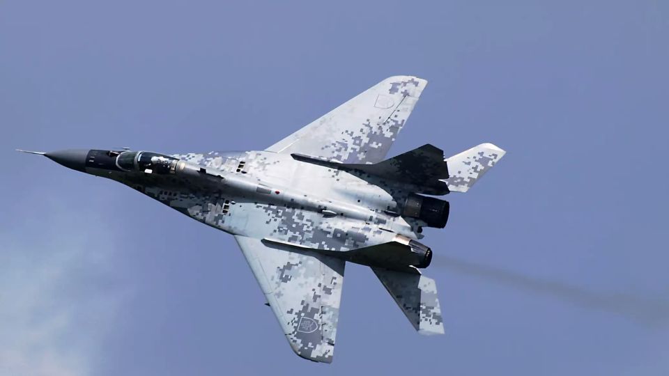 "Прокурор врал нам в глаза": Минобороны Словакии возмущено передачей Украине истребителей и средств ПВО