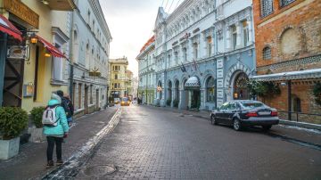 � ����� ������� ������, ���������� � ������� ����� ���������� � ������