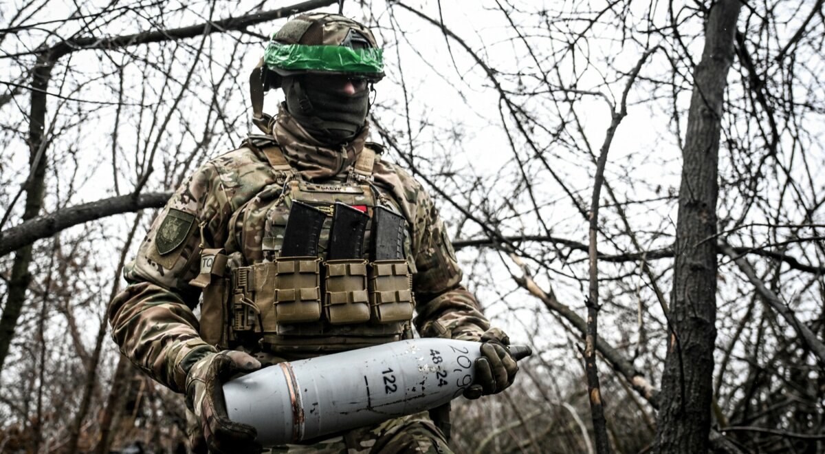 Два майора: Полякам разрешили умирать за Зеленского в рядах ВСУ