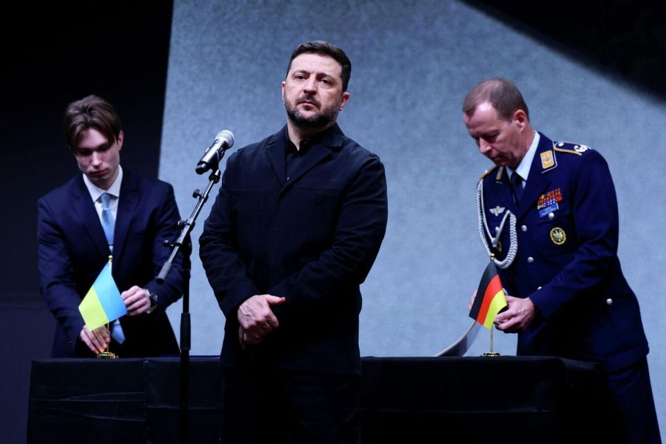 ������� ������ ������ ��������� � ��������� ��-�� ����������� � �������