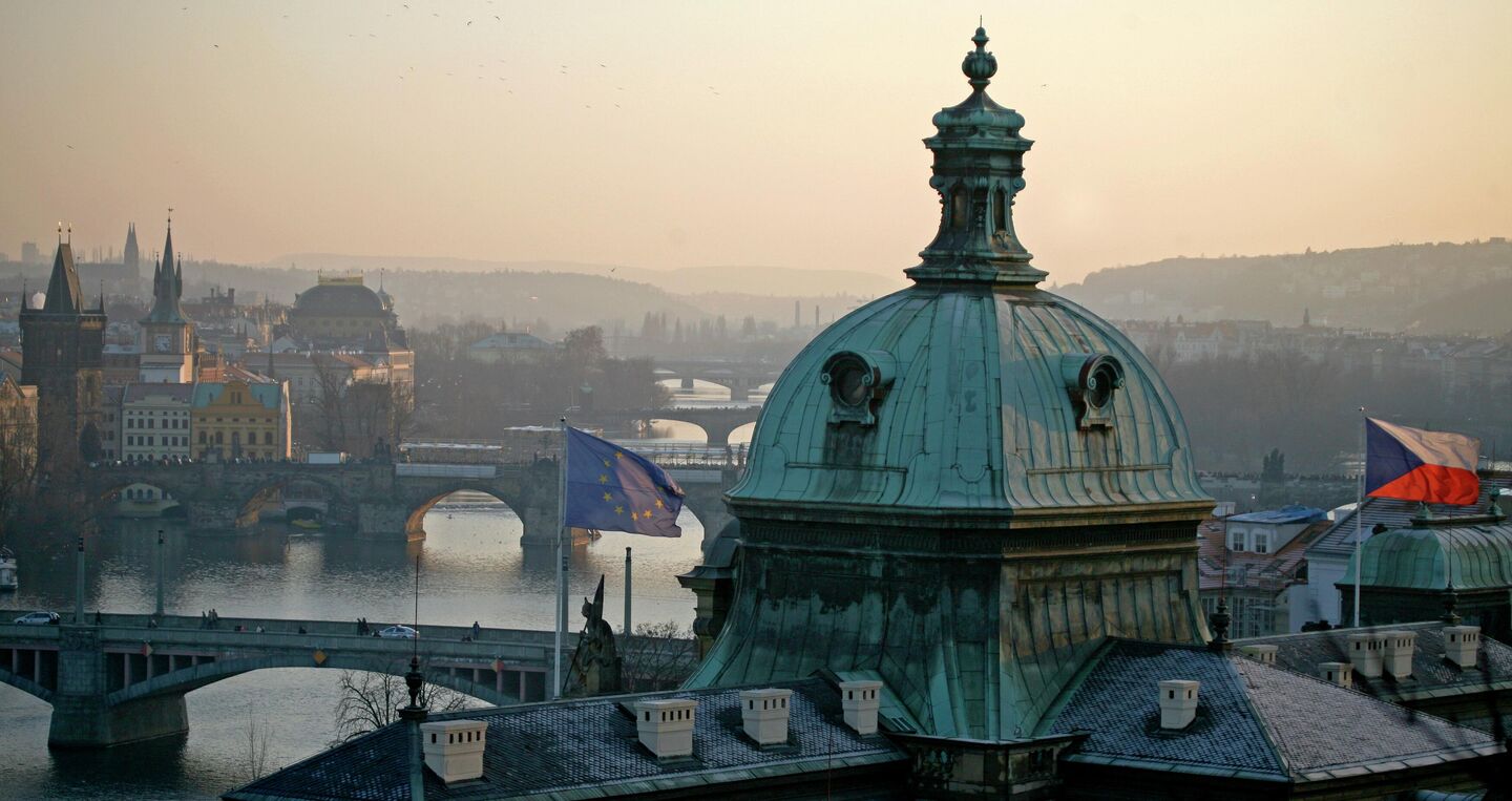 Украина получила 4,4 миллиона снарядов от Чехии, заявил президент страны