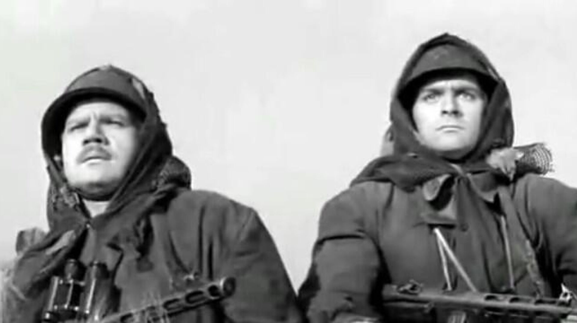 "Крепость на колёсах": Пуговкин и бронепоезд