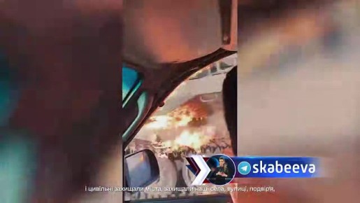 В обращении к украинцам Зеленский показал свой бункер на Банковой, в котором жил два года