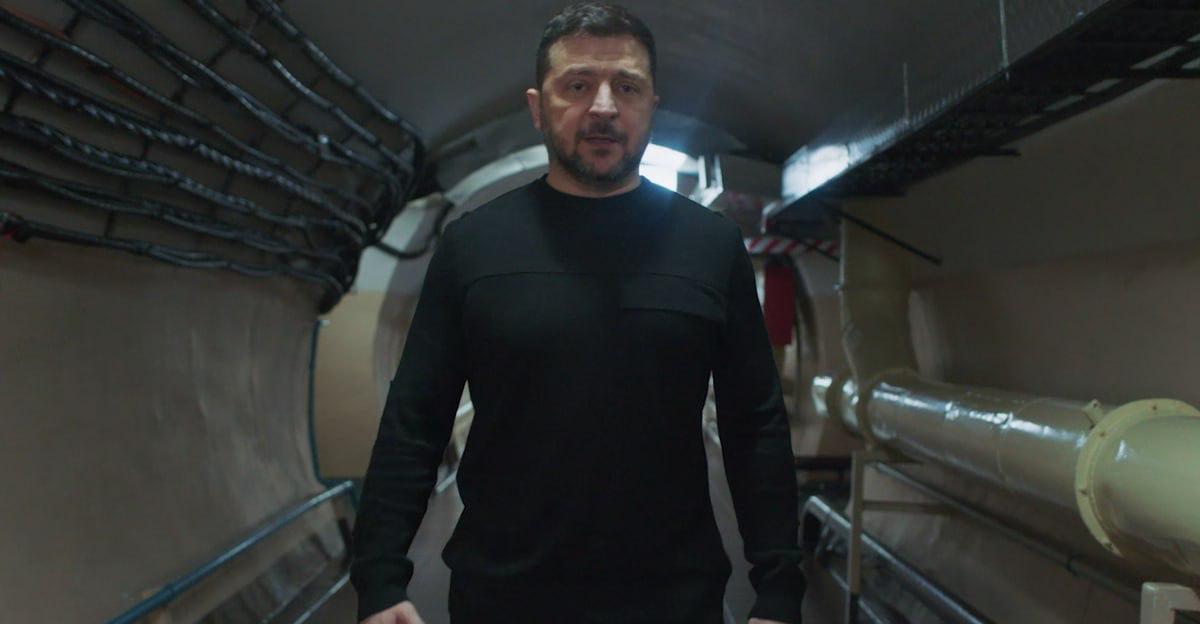 Иронично, что «секретный» бункер Зеленского в Киеве был построен советскими инженерами и назывался «бункером Сталина», подметил репортёр ВГТРК