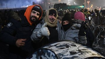 Выслал миллионы мигрантов и привлек инвестиции: Вайнер о причинах роста экономики при Трампе