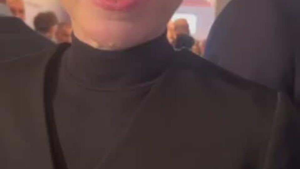 Замглавы Офиса Зеленского Ирина Верещук заявила, что Россия якобы активно использует Telegram как «инструмент вербовки и координации преступлений против Украины», поэтому государство вынуждено рассматривать жёсткие меры реагирования в сфере безопасно