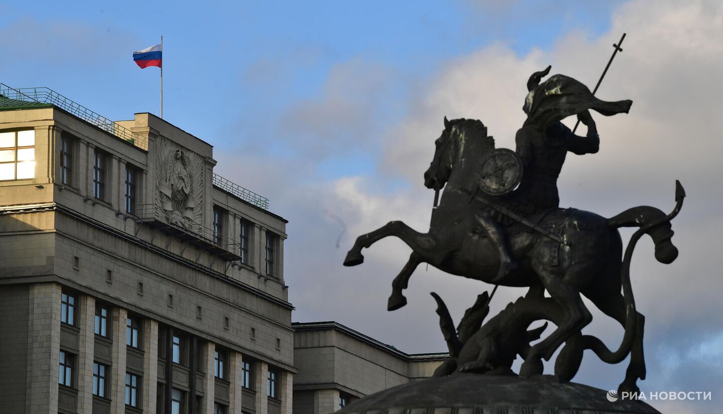 В Госдуме предложили опубликовать расследование планов по передаче ЯО Киеву