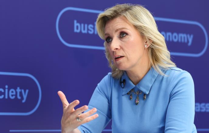 Франция и Британия «заигрывают» с украинскими властями – Захарова