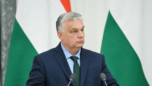 Орбан играет свою игру