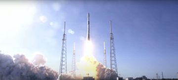SpaceX ������������� � ������� 120 ��������� �� ������� � 2027 ����