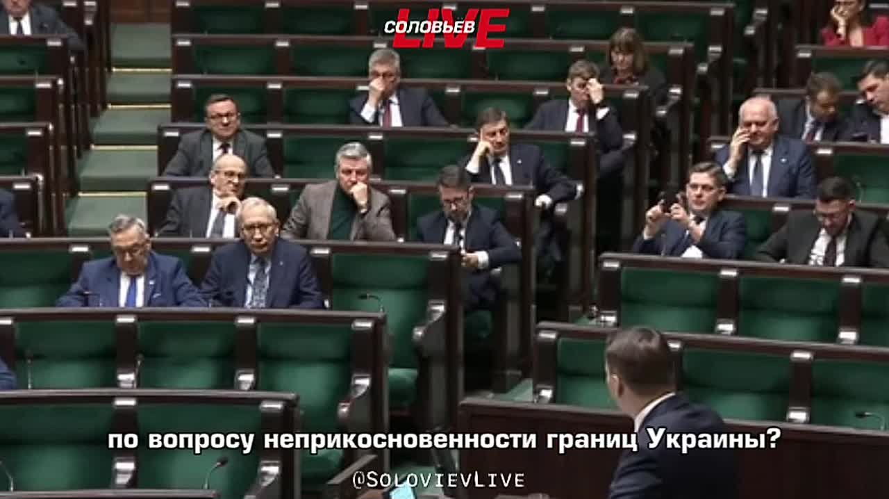 «Мы не можем быть лохами», — глава МИД Польши Сикорский боится, что США могут пойти на уступки России