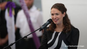 �� ������ ��������� � ������ �������� �� ������� ����������� ������ �� ������ ��������� ������������ "������"